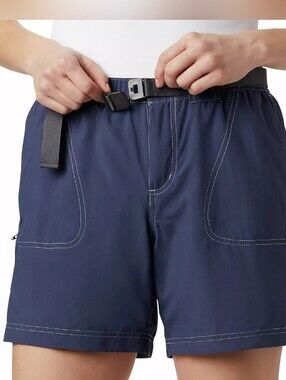 Columbia Water Resistant Large Cargo Shorts UPF 30 Dark Blue Women's Sandy River